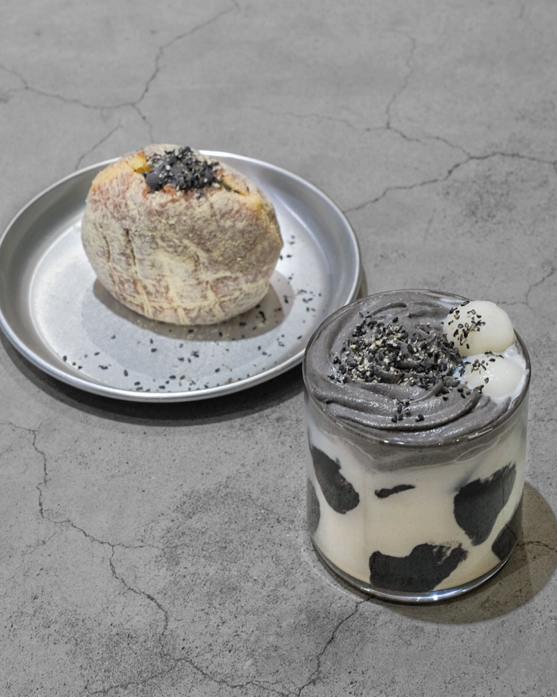 くろごま 黒ごまシリーズ🩶🐮 – KiosQ coffee rotary